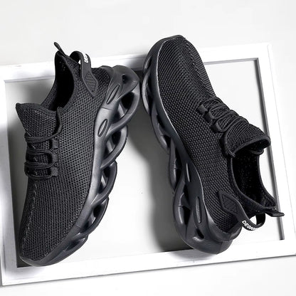 Men's Lightweight Breathable Mesh Sneakers for Outdoor Activities and Jogging